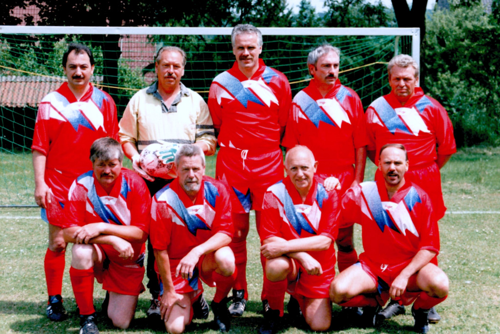 Die Altsenioren Herren 199?
o: Janas, Voss, ?, ?, Voges, Antes
u: Richter, ?
